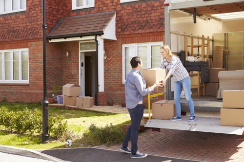 Residential moving help for Isleworth flats and homes